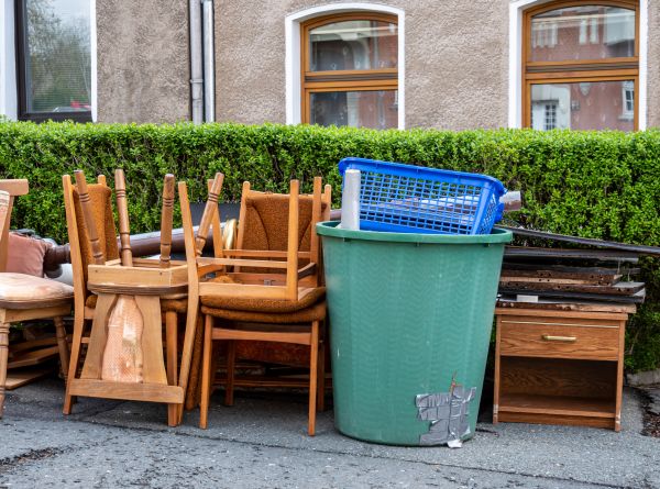 Chair Disposal Service in Ballwin